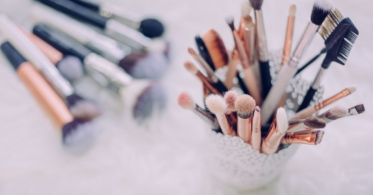 Funny quotes and humor-filled videos to brighten your day.