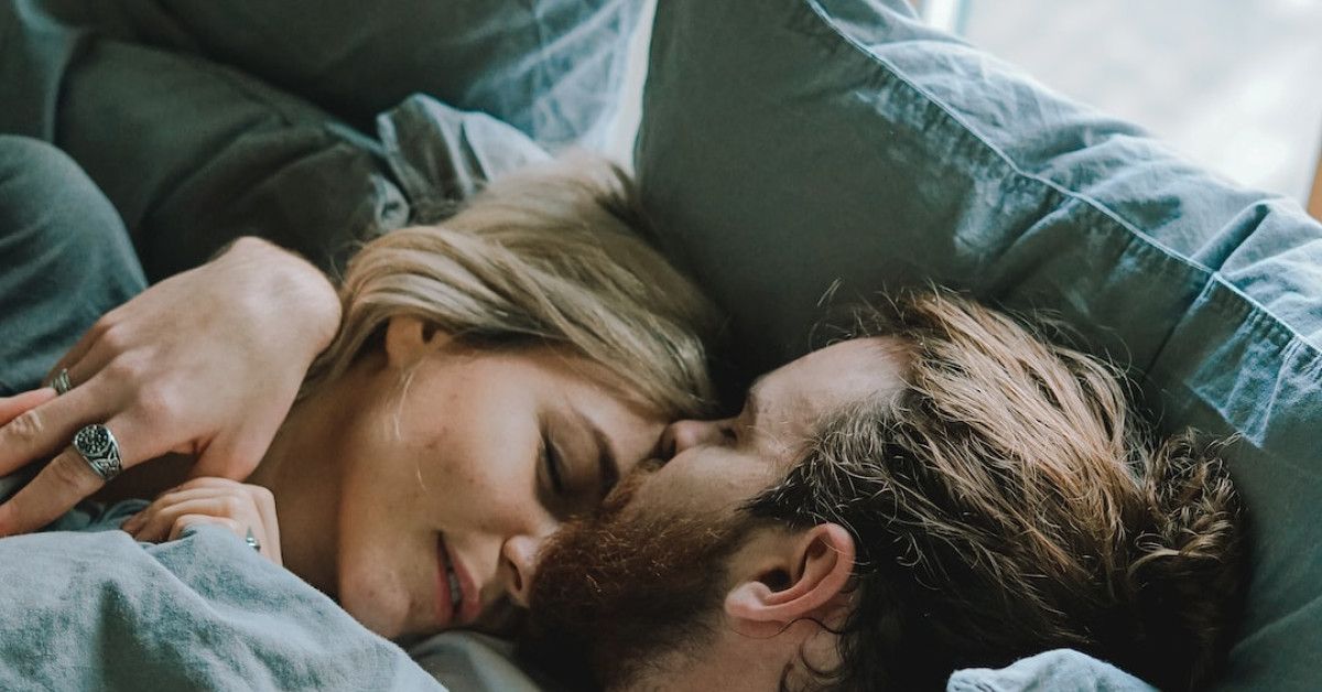 Hilarious funny quotes to spice up your relationship.