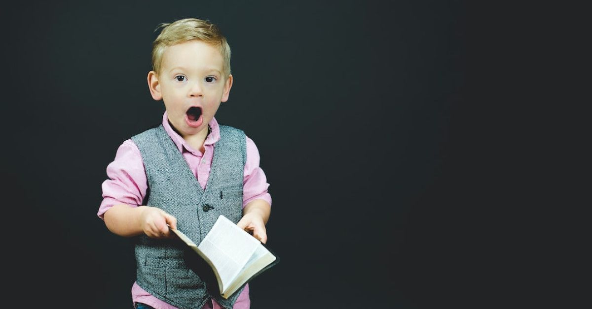 "Interwoven heartstrings on a labyrinth, expressing complex love emotions."